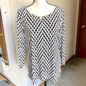 🖤 Calvin Klein - Blouse - Size: L